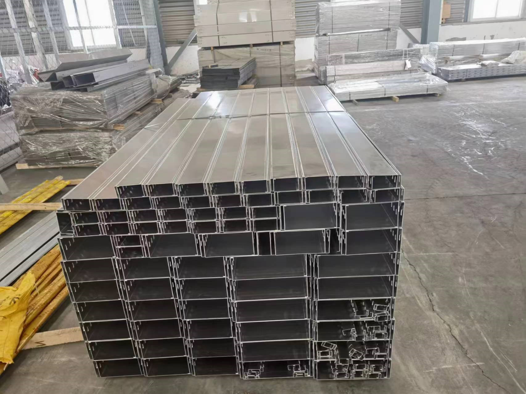 铝合金电缆桥架