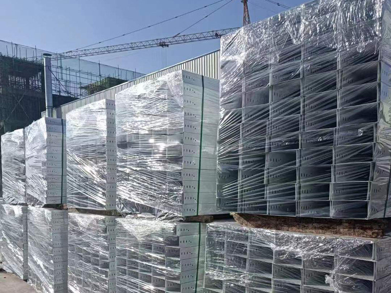 防火喷塑电缆桥架